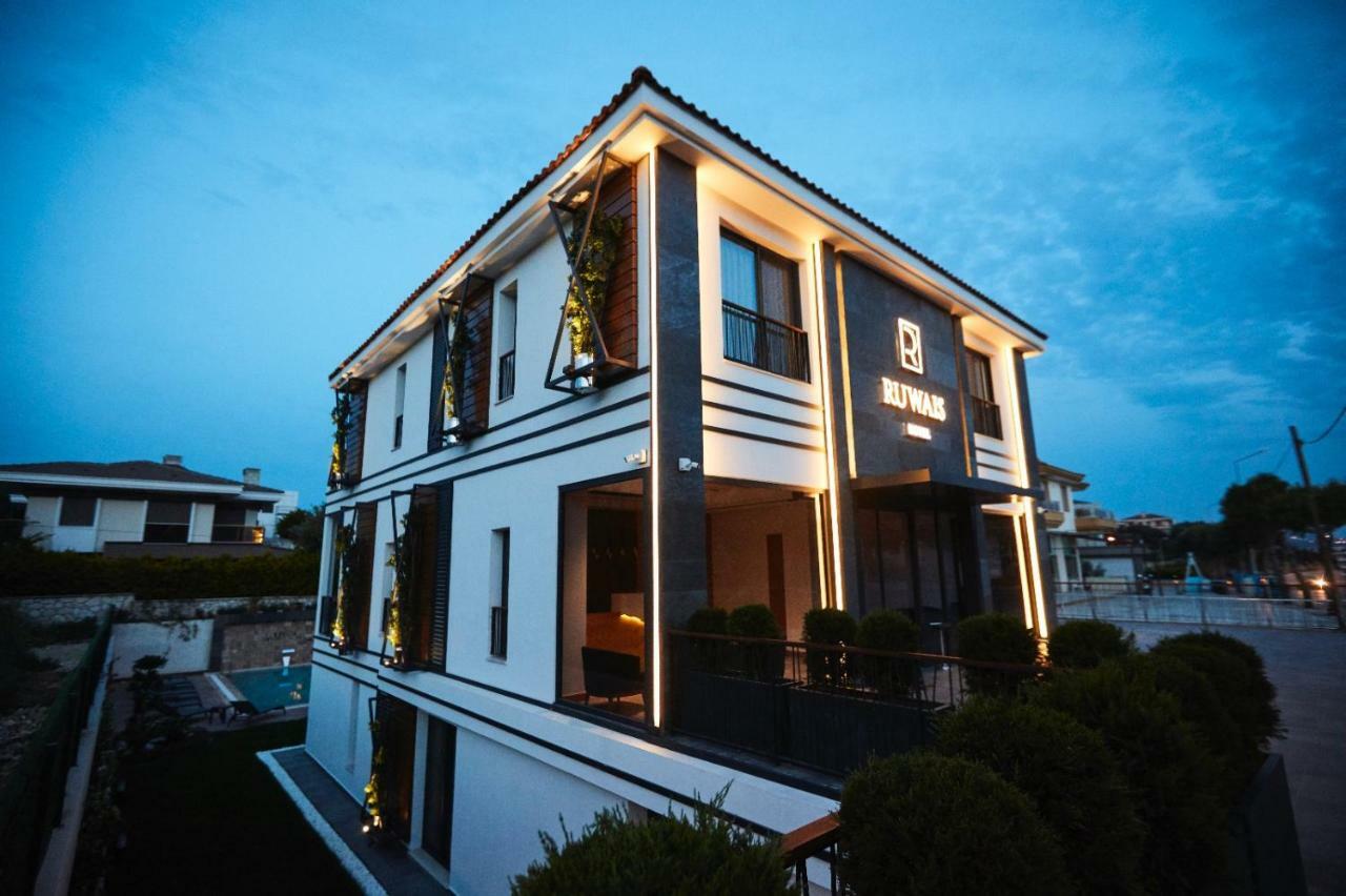 Ruwais Hotel Cesme Bagian luar foto